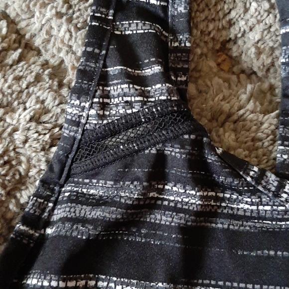 Danskin Workout Tank - Picture 2 of 6